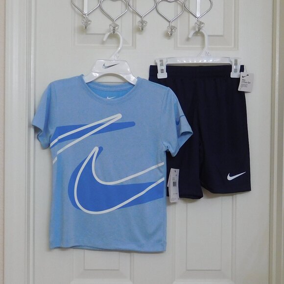 NWT 2pc Nike Blue White Swoosh Shirt & Navy Shorts sz 4 - Picture 1 of 1